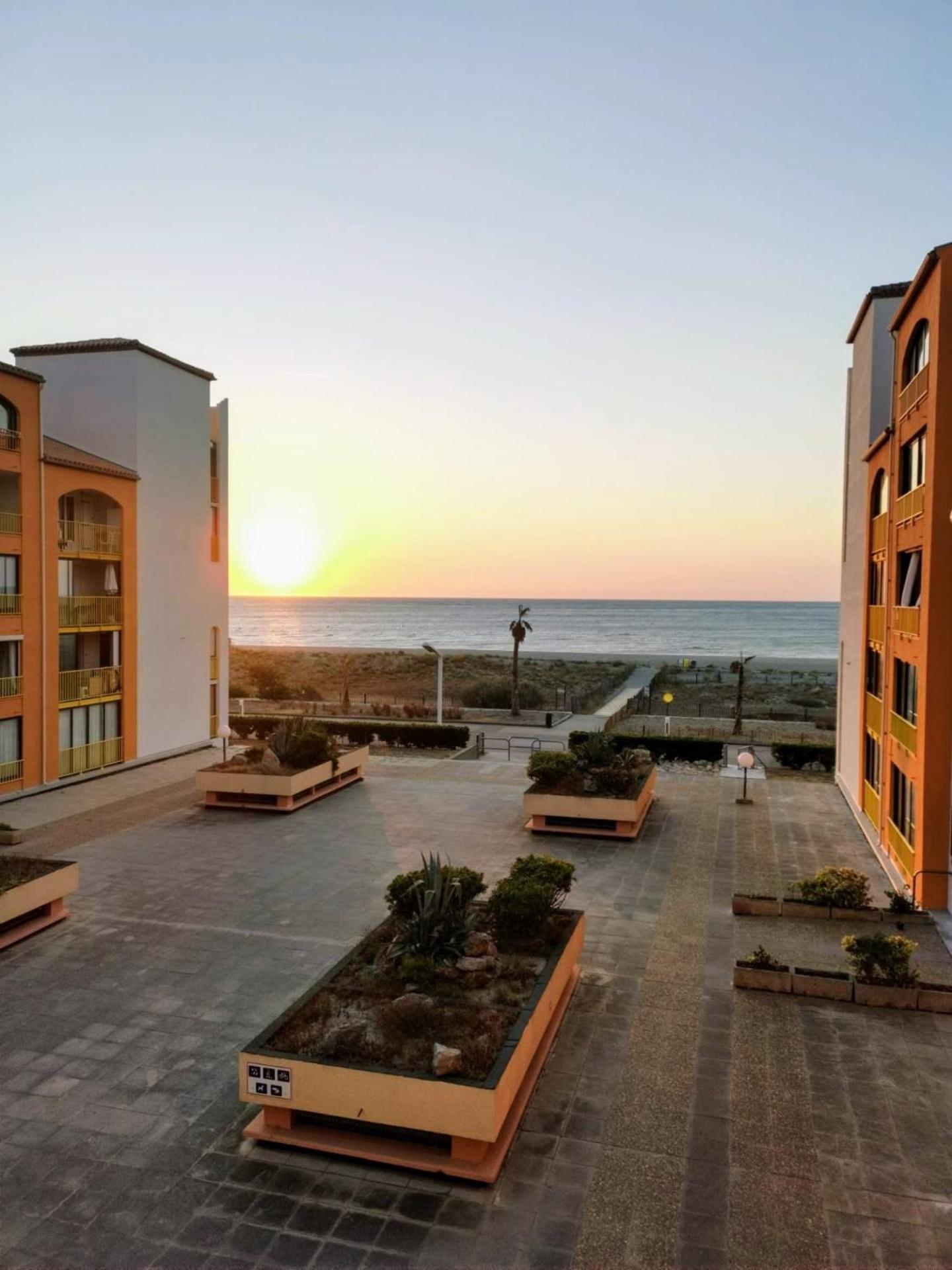 Appartement Vue Mer,Acces Direct Plage,Fibre,Clim,Parking Public Gratuit Le Barcarès Exterior foto